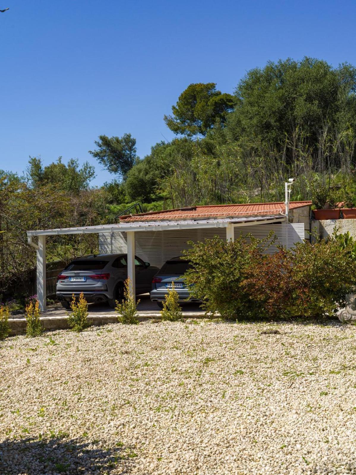 Villa Nunziatina Carlentini Luaran gambar